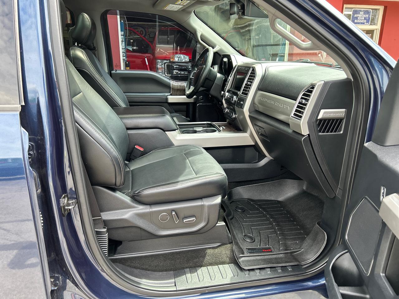 Ford Super Duty F-250 SRW Lariat 4WD Crew Cab 6.75' Box 2017