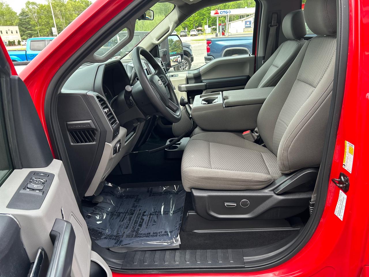 Ford Super Duty F-250 SRW XLT 4WD Reg Cab 8' Box 2019
