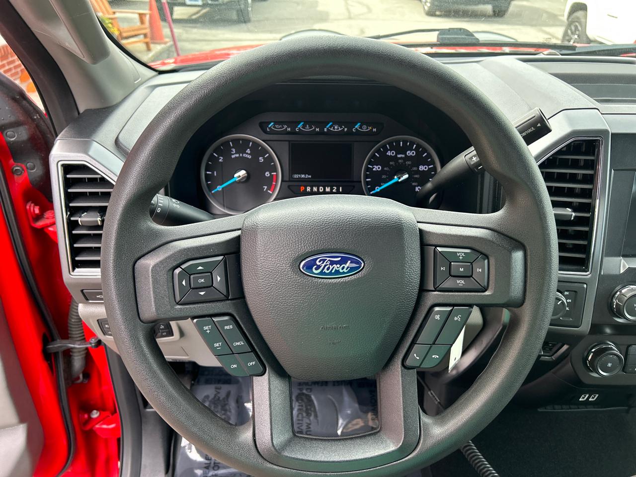 Ford Super Duty F-250 SRW XLT 4WD Reg Cab 8' Box 2019