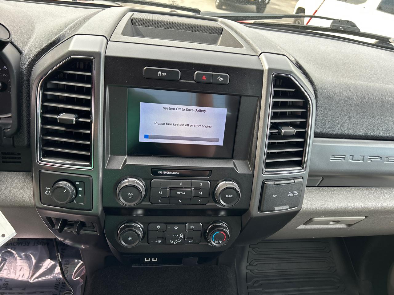Ford Super Duty F-250 SRW XLT 4WD Reg Cab 8' Box 2019