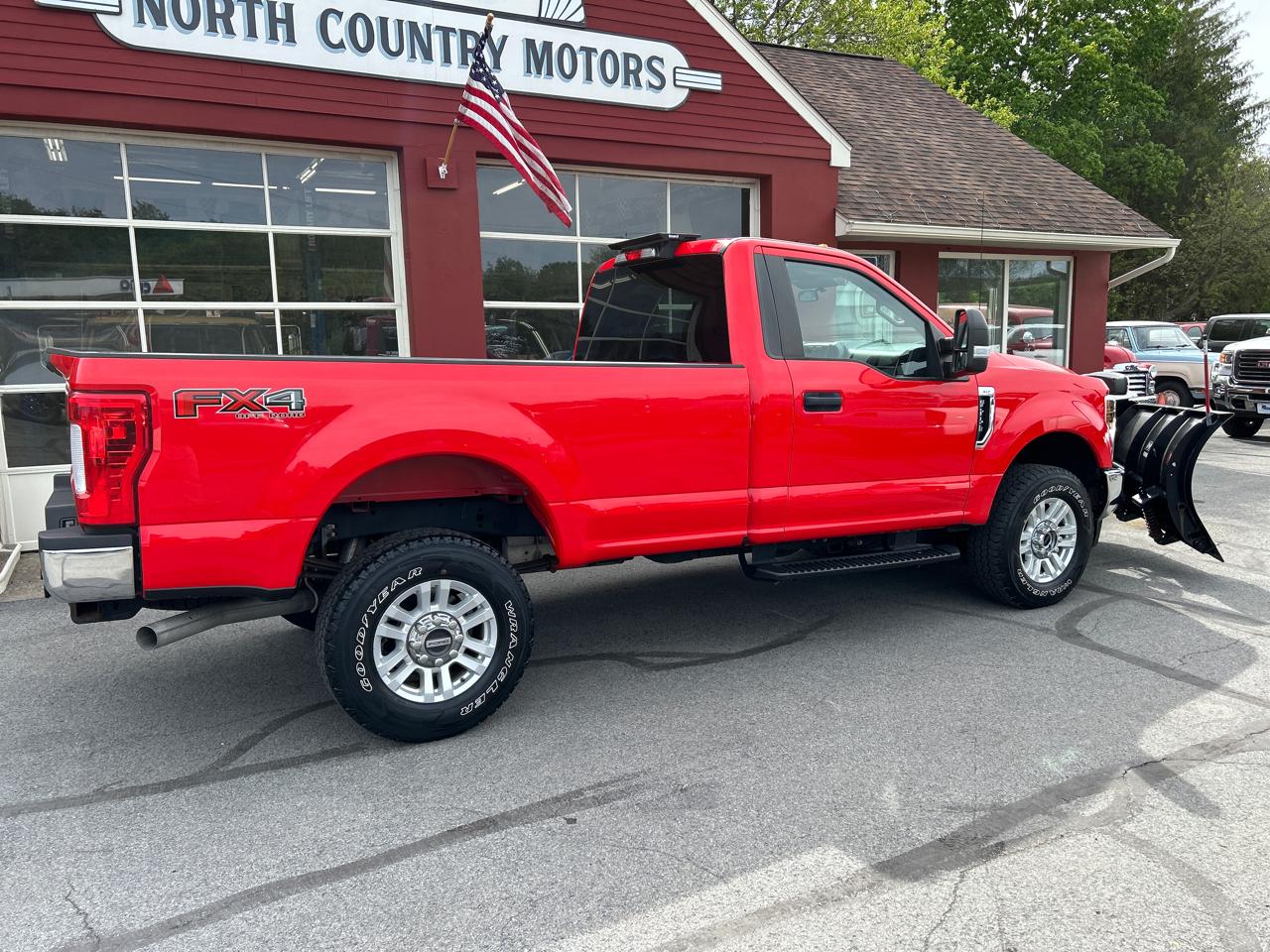 Ford Super Duty F-250 SRW XLT 4WD Reg Cab 8' Box 2019