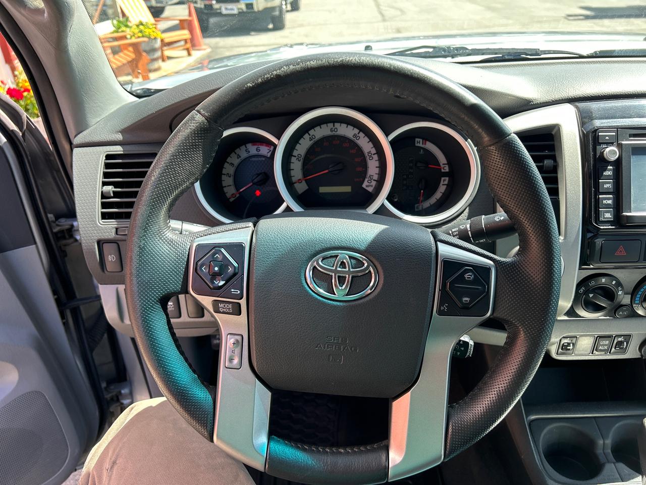 Toyota Tacoma Limited Double Cab 4WD V6 2015