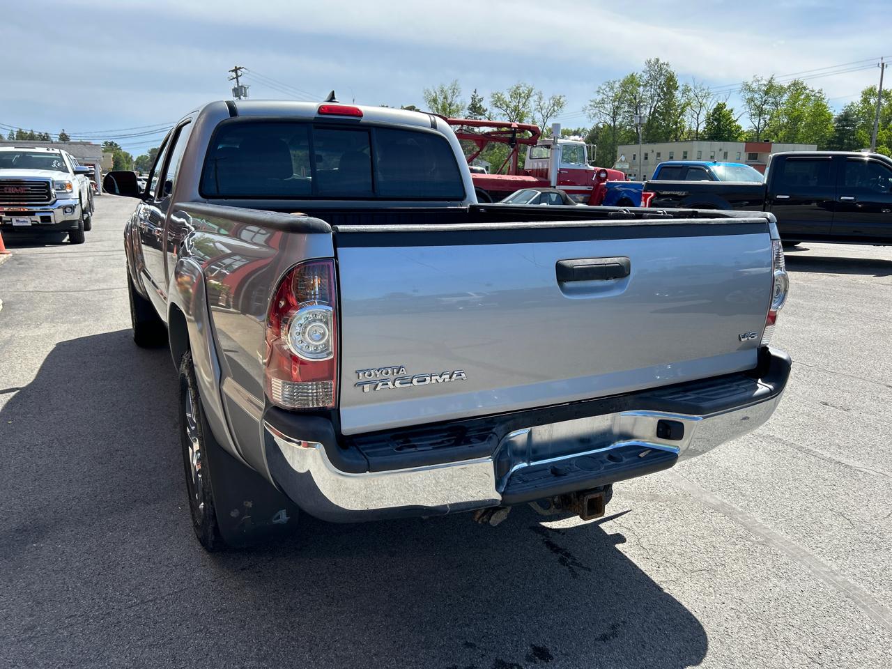 Toyota Tacoma Limited Double Cab 4WD V6 2015