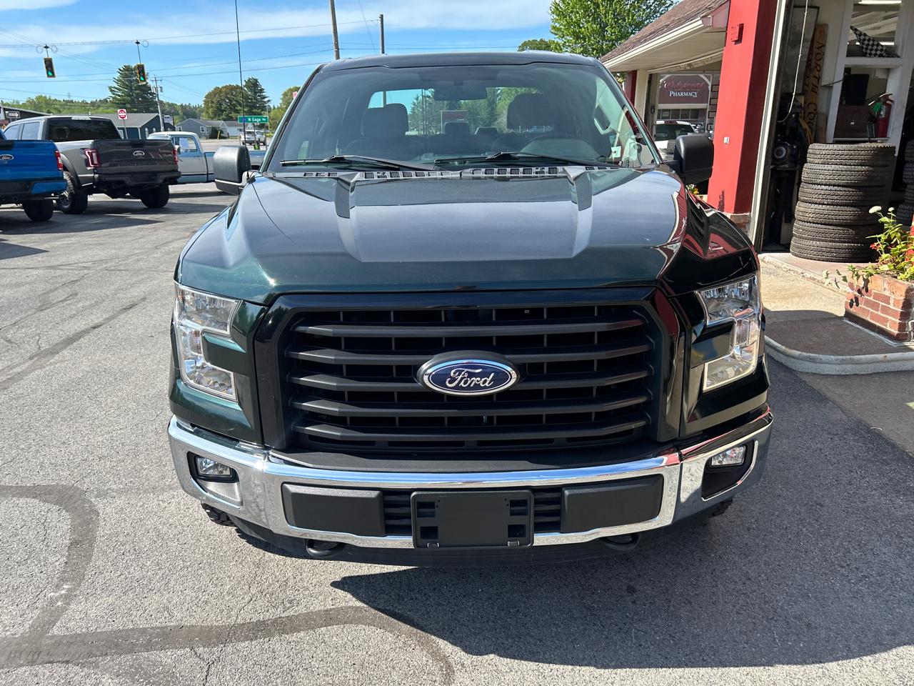 Ford F-150 4WD SuperCrew 139" XL 2016