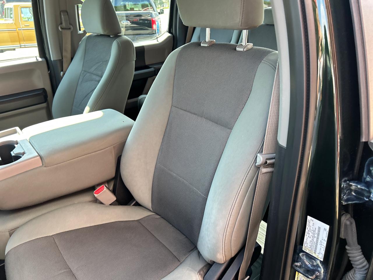 Ford F-150 4WD SuperCrew 139" XL 2016