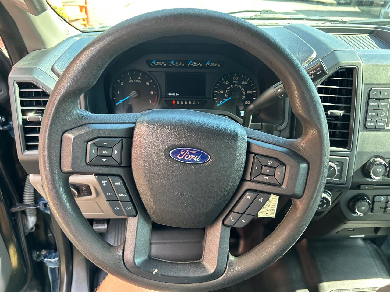 Ford F-150 4WD SuperCrew 139" XL 2016