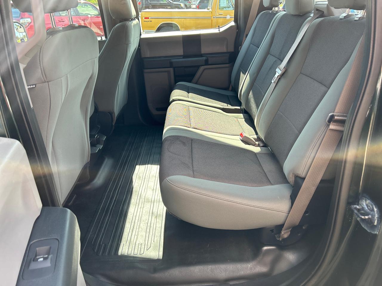 Ford F-150 4WD SuperCrew 139" XL 2016