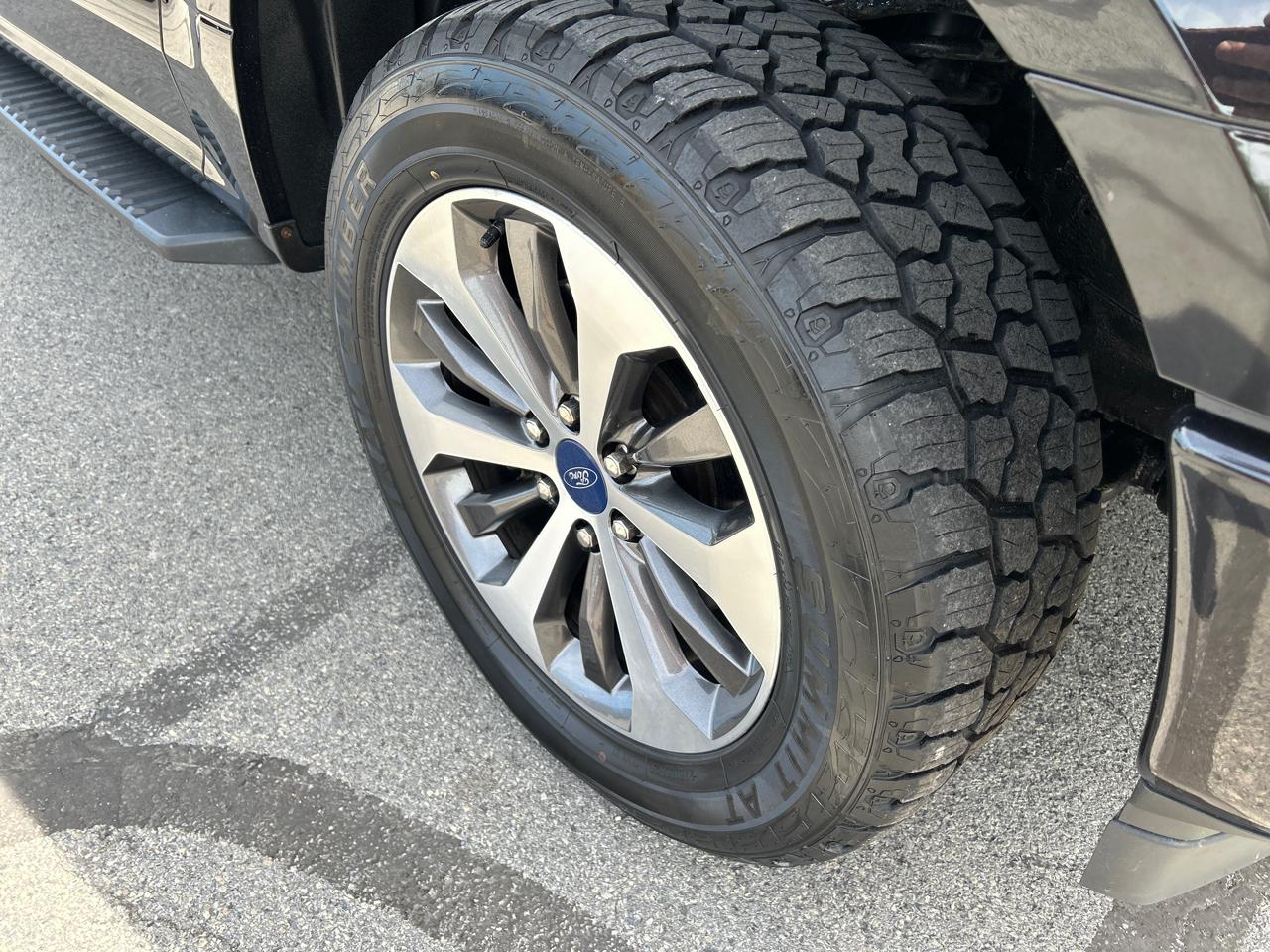 Ford F-150 4WD SuperCrew 145" STX 2019