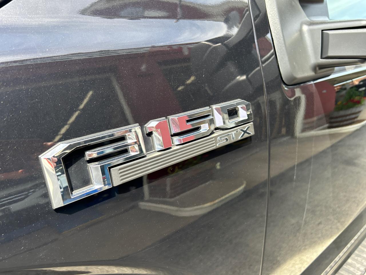 Ford F-150 4WD SuperCrew 145" STX 2019