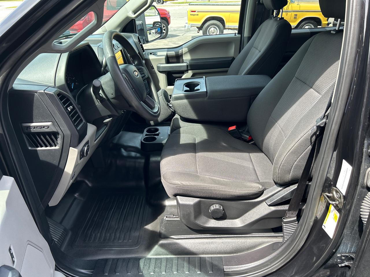 Ford F-150 4WD SuperCrew 145" STX 2019