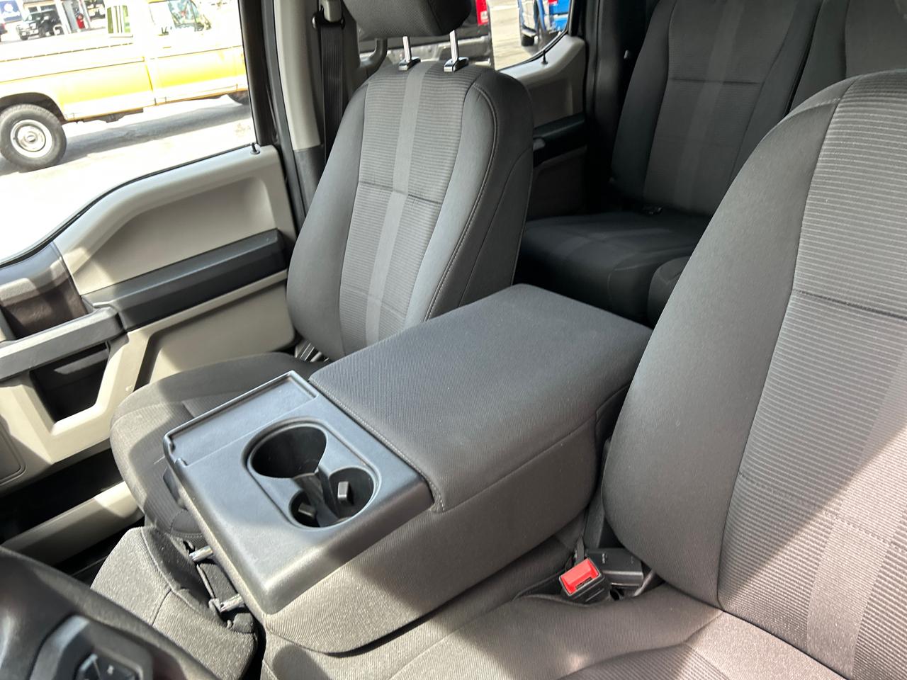 Ford F-150 4WD SuperCrew 145" STX 2019