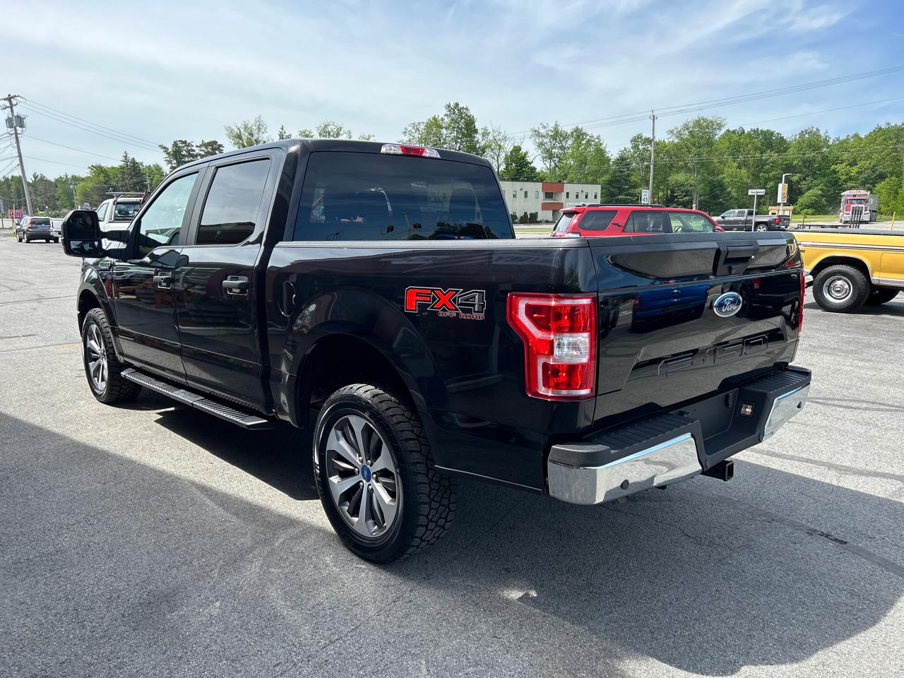 Ford F-150 4WD SuperCrew 145" STX 2019