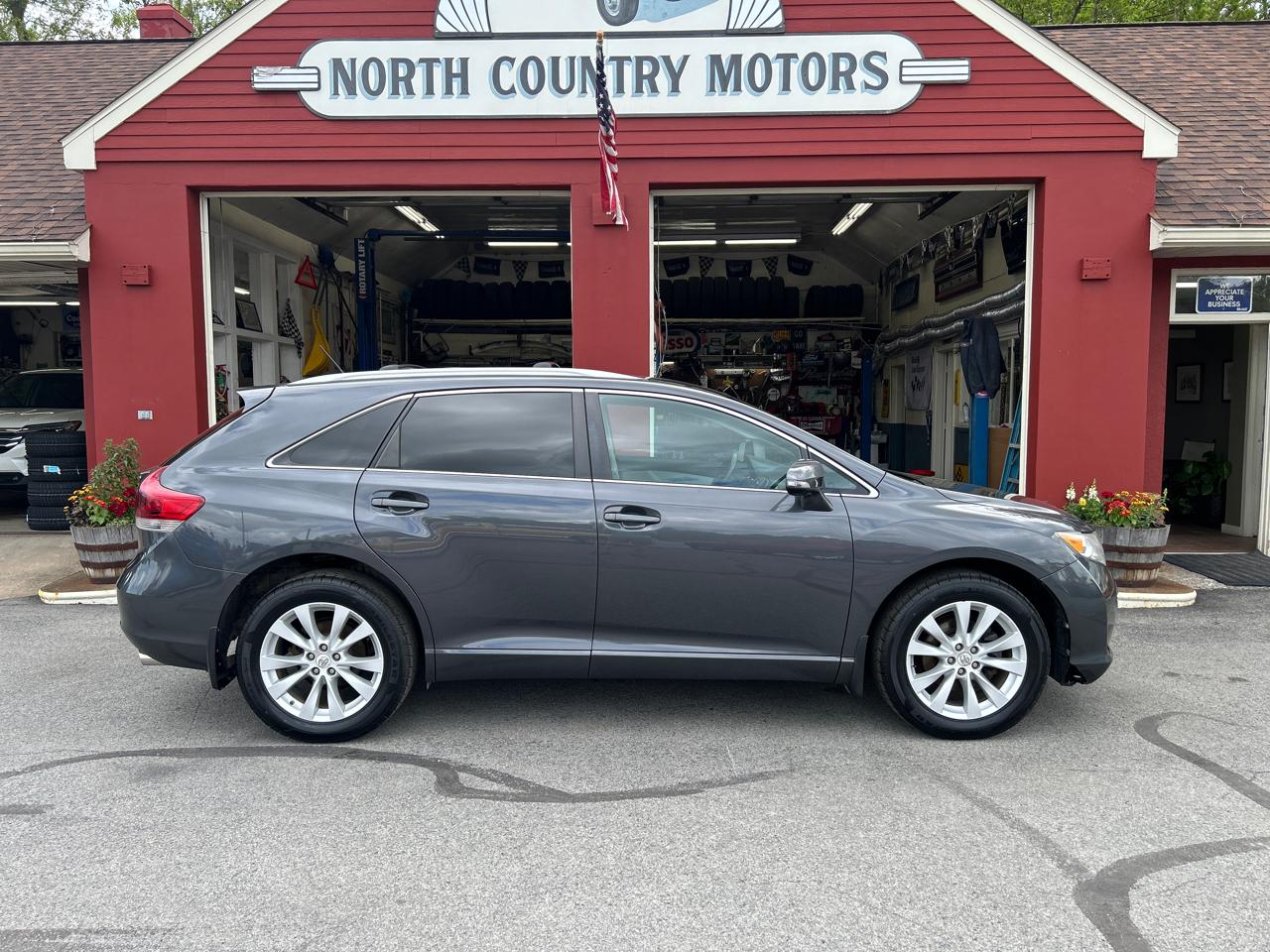 Toyota Venza 4dr Wgn I4 AWD XLE (Natl) 2013