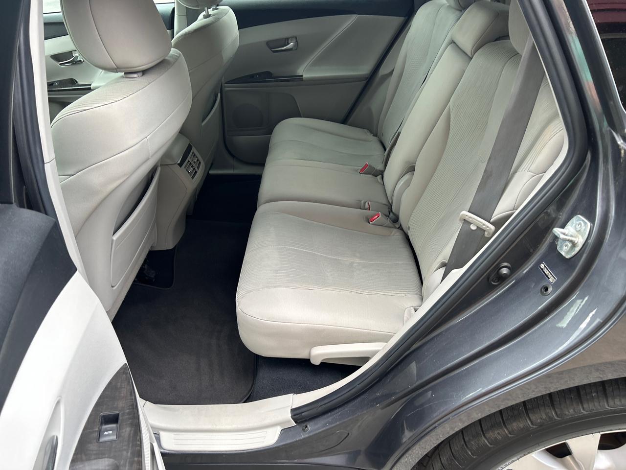 Toyota Venza 4dr Wgn I4 AWD XLE (Natl) 2013