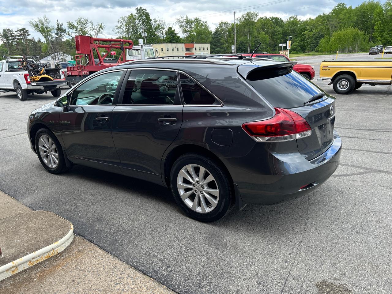 Toyota Venza 4dr Wgn I4 AWD XLE (Natl) 2013