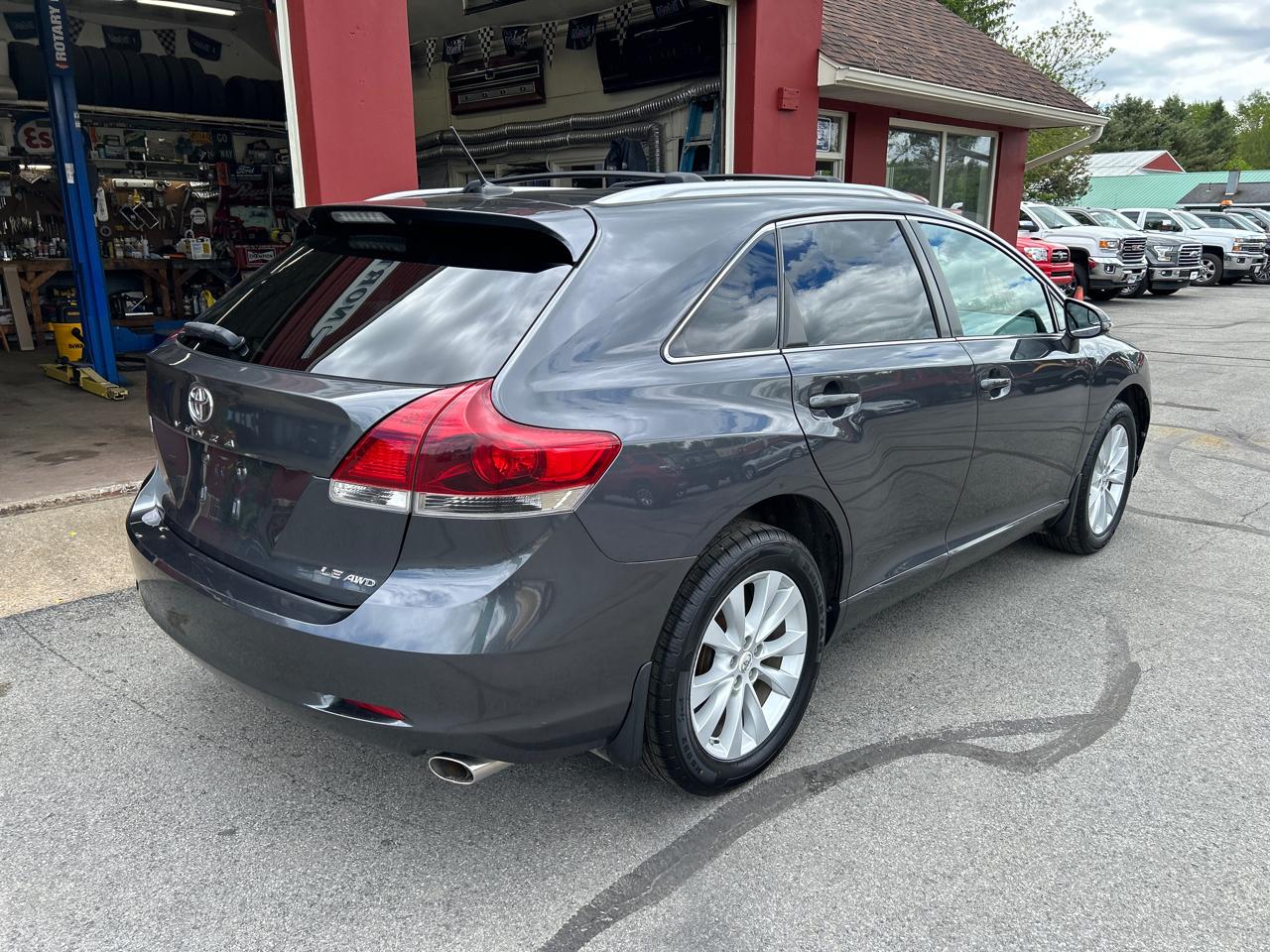 Toyota Venza 4dr Wgn I4 AWD XLE (Natl) 2013