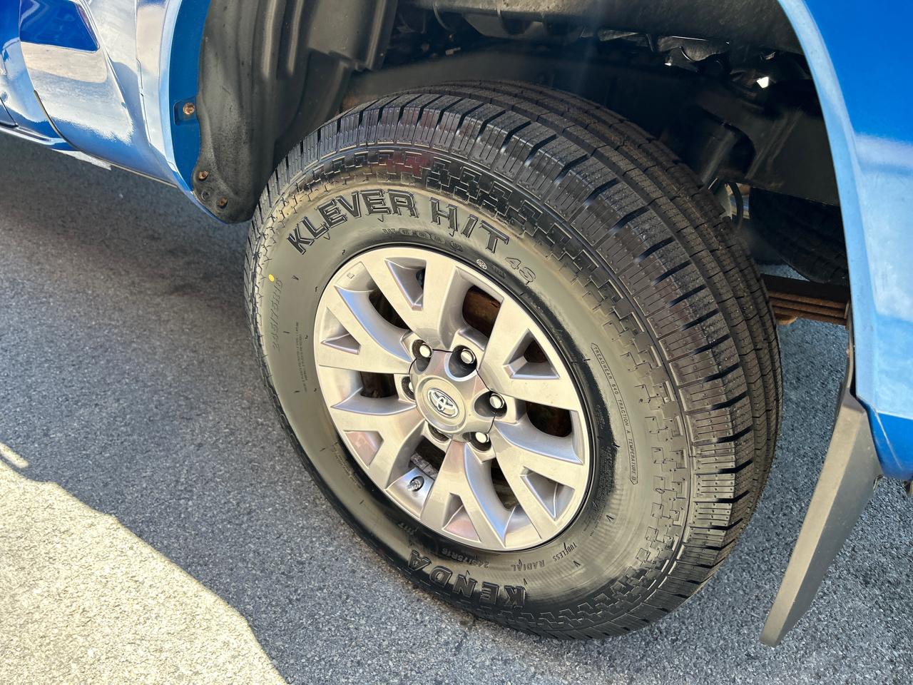 Toyota Tacoma 4WD Double Cab V6 AT (Natl) 2018
