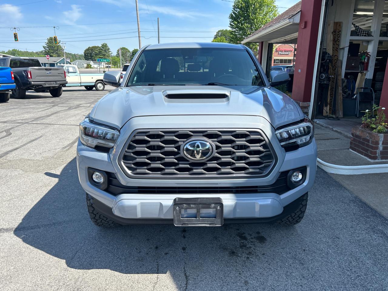 Toyota Tacoma 4WD TRD Sport Double Cab 5' Bed V6 AT (Natl) 2020