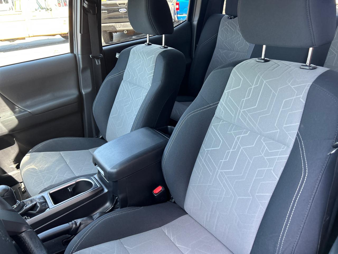 Toyota Tacoma 4WD TRD Sport Double Cab 5' Bed V6 AT (Natl) 2020