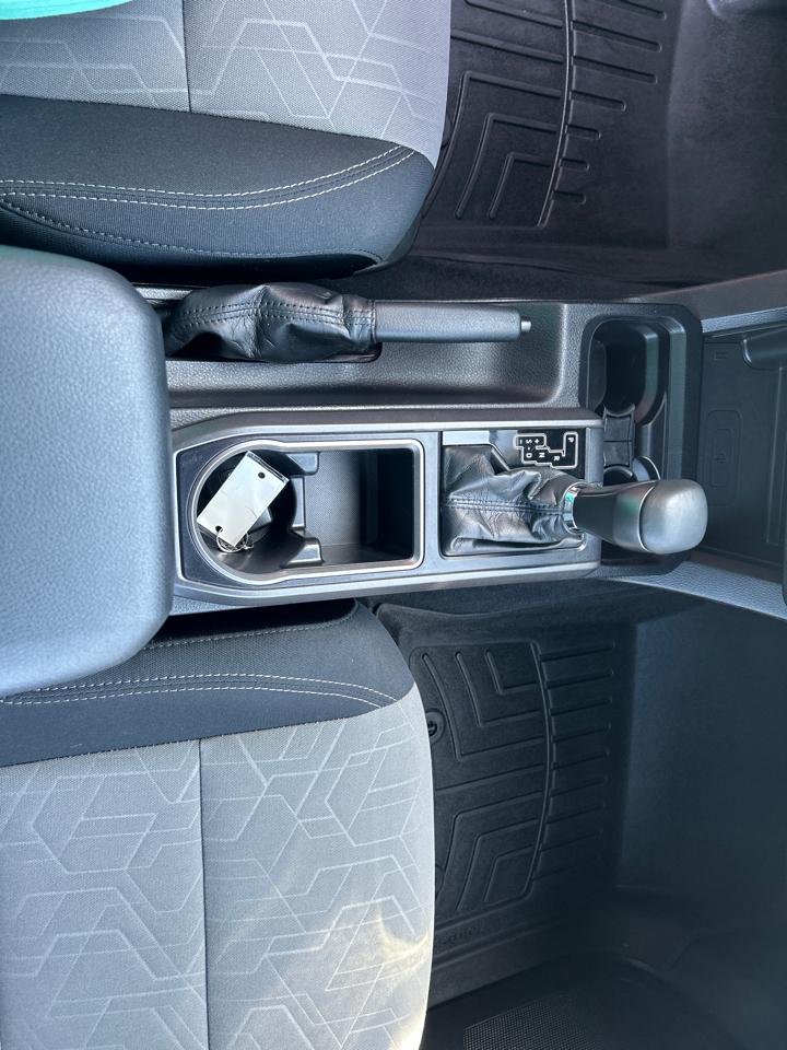 Toyota Tacoma 4WD TRD Sport Double Cab 5' Bed V6 AT (Natl) 2020