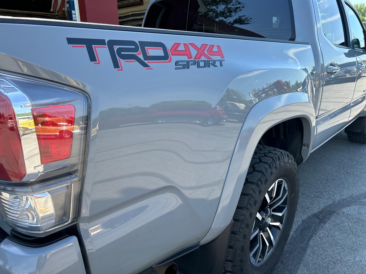 Toyota Tacoma 4WD TRD Sport Double Cab 5' Bed V6 AT (Natl) 2020