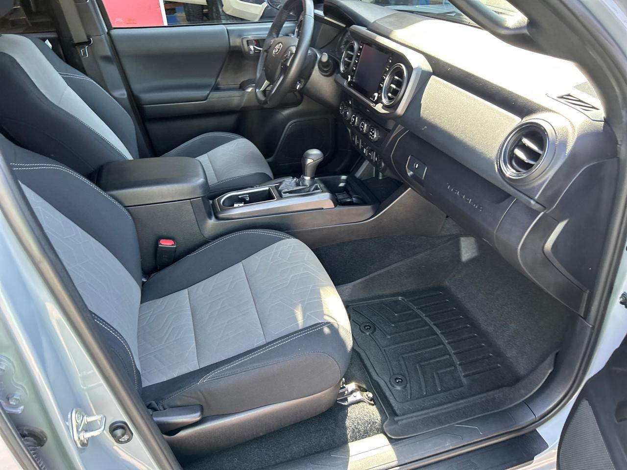 Toyota Tacoma 4WD TRD Sport Double Cab 5' Bed V6 AT (Natl) 2020