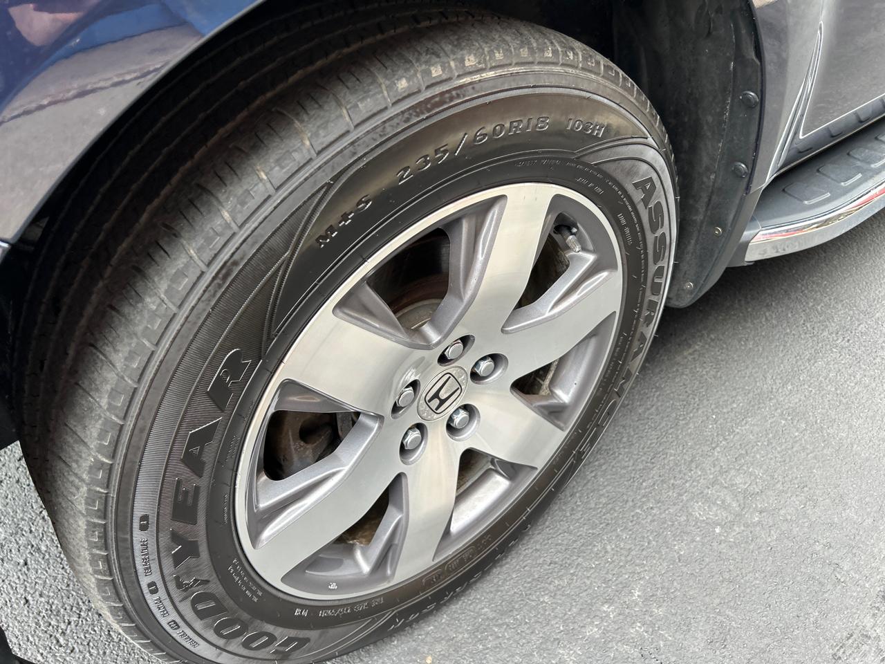 Honda Pilot AWD 4dr Touring w/RES & Navi 2013