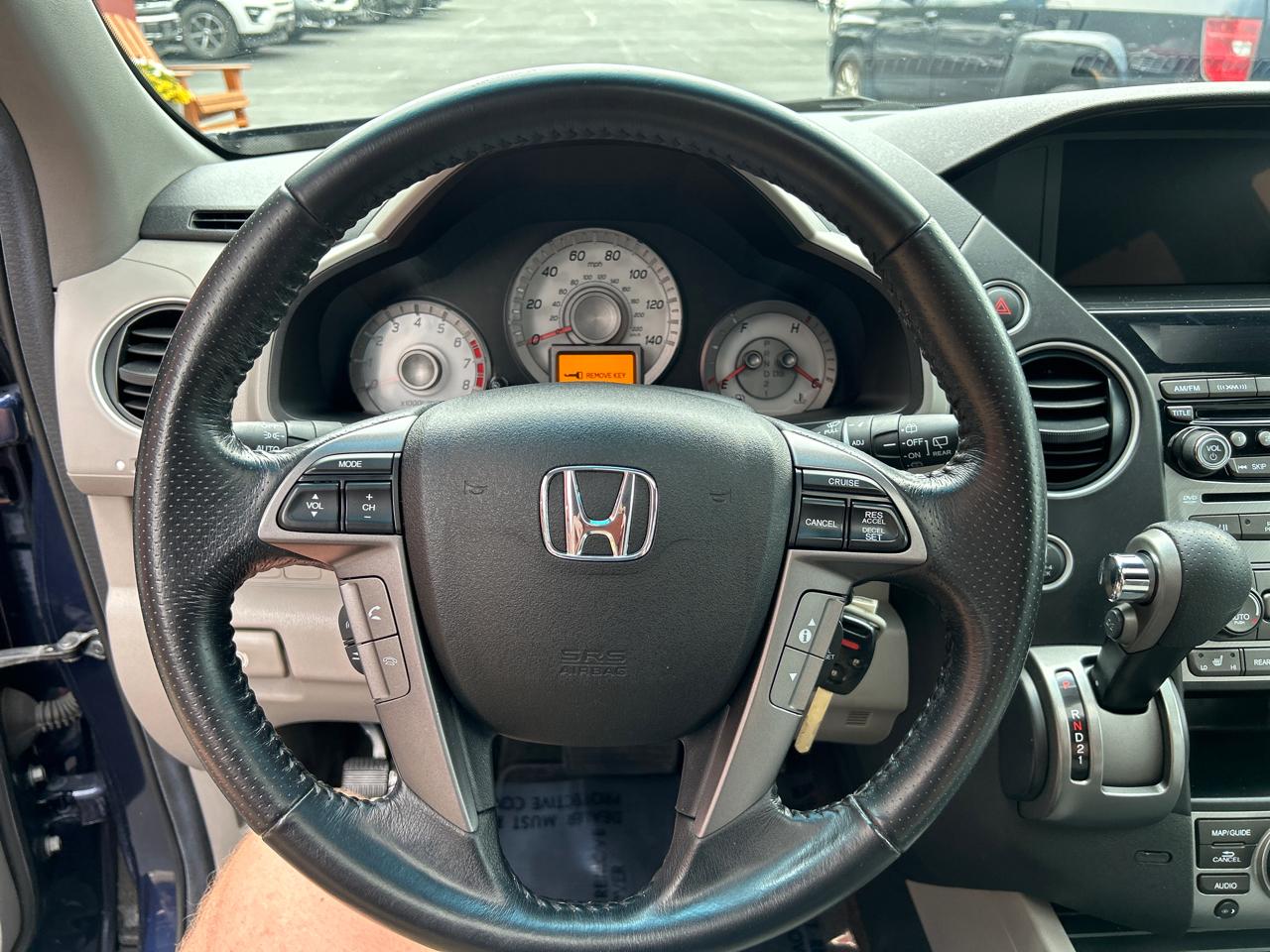 Honda Pilot AWD 4dr Touring w/RES & Navi 2013