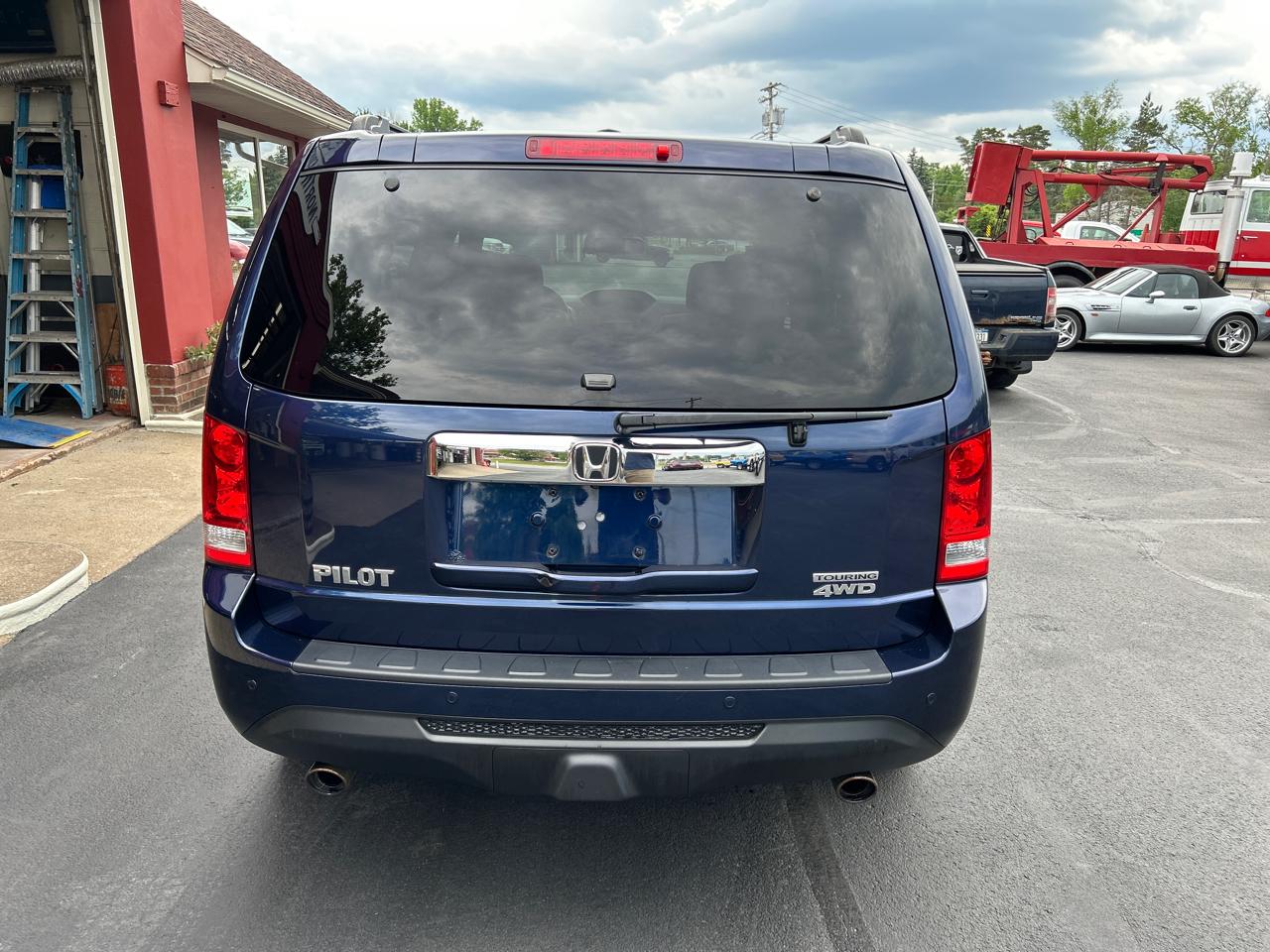 Honda Pilot AWD 4dr Touring w/RES & Navi 2013