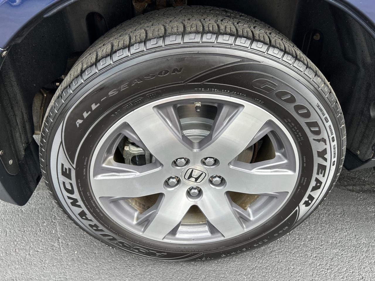 Honda Pilot AWD 4dr Touring w/RES & Navi 2013