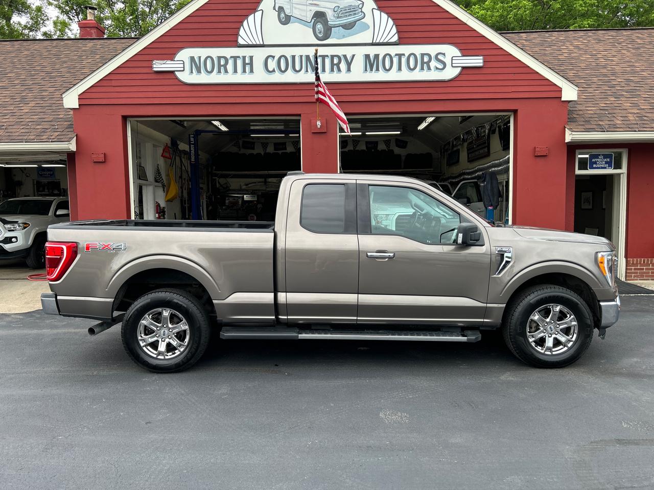 Ford F-150 4WD SuperCab 145" FX4 2021