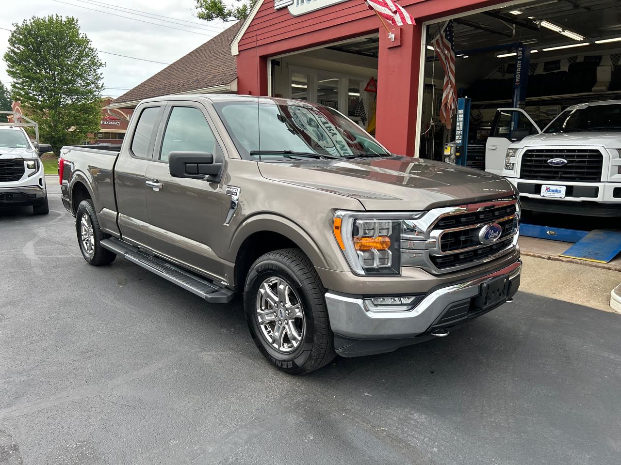 Ford F-150 4WD SuperCab 145" FX4 2021