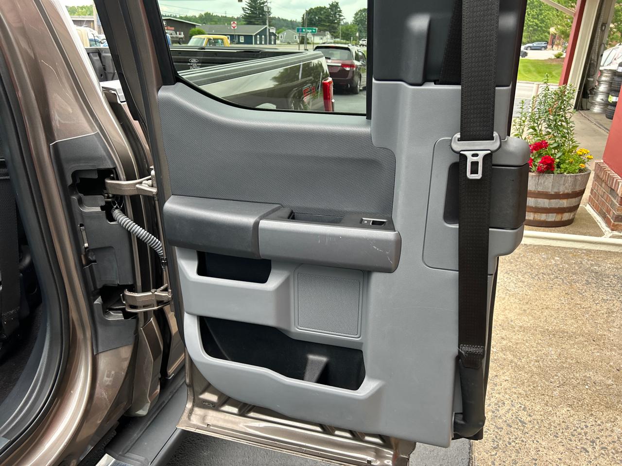Ford F-150 4WD SuperCab 145" FX4 2021