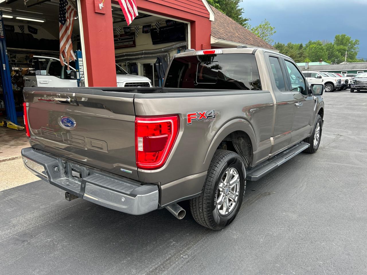 Ford F-150 4WD SuperCab 145" FX4 2021
