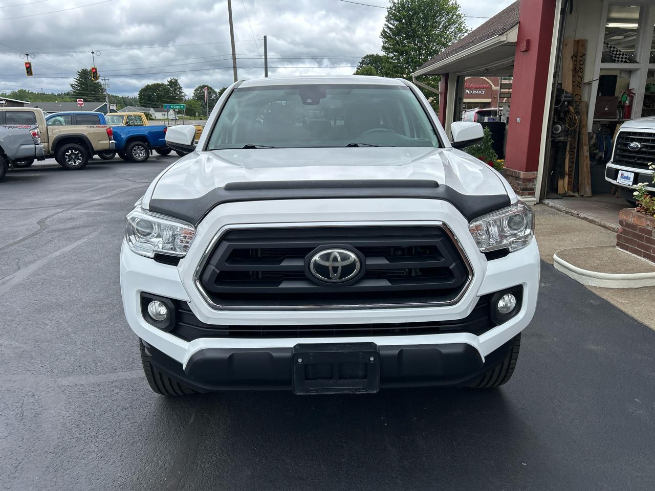 Toyota Tacoma 4WD SR5 Double Cab 6' Bed V6 AT (Natl) 2020