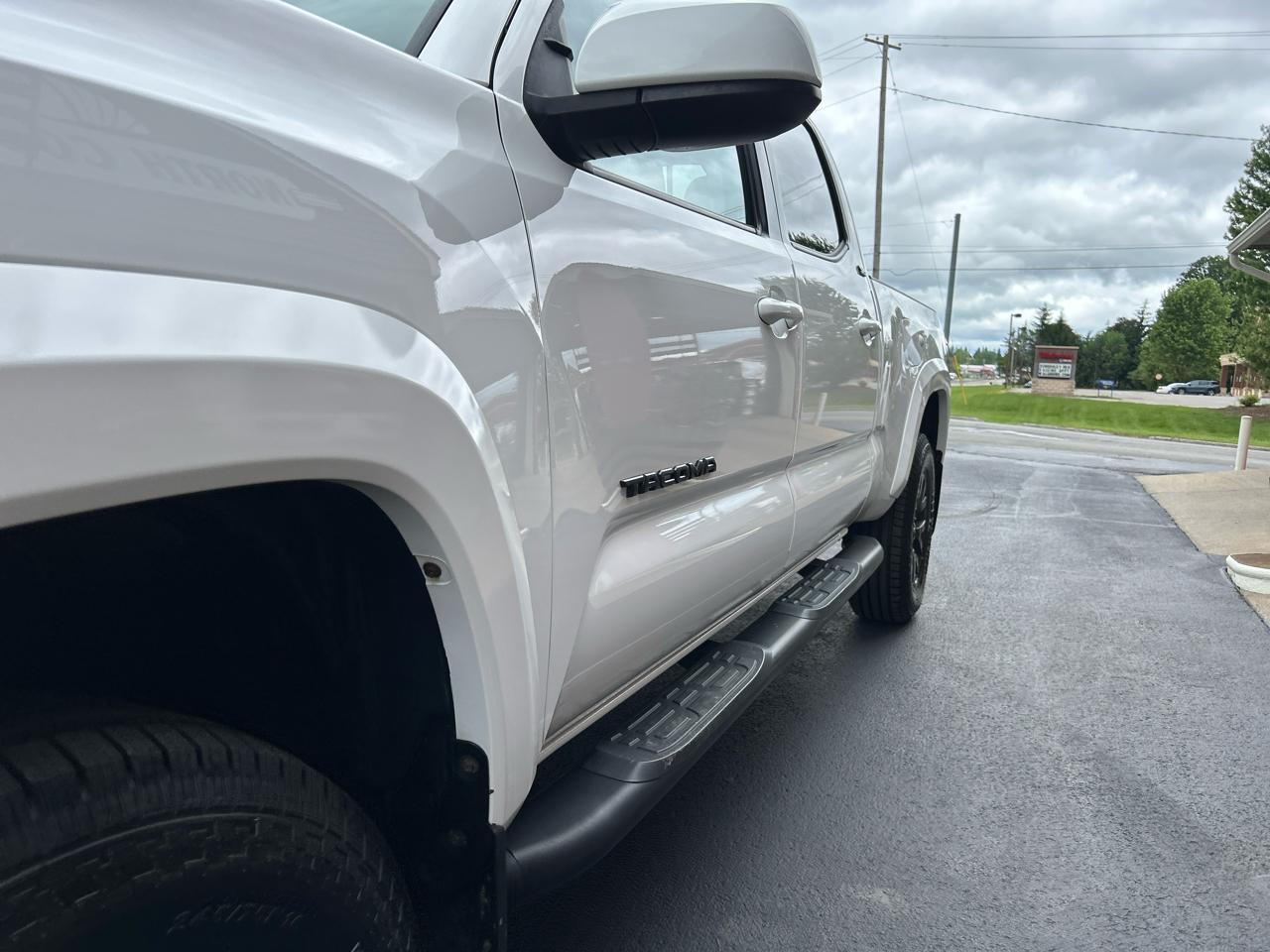 Toyota Tacoma 4WD SR5 Double Cab 6' Bed V6 AT (Natl) 2020