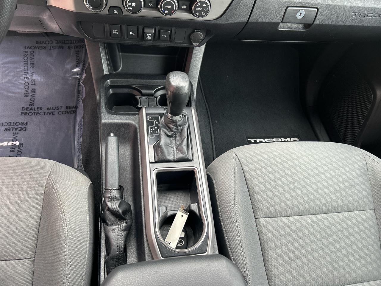 Toyota Tacoma 4WD SR5 Double Cab 6' Bed V6 AT (Natl) 2020