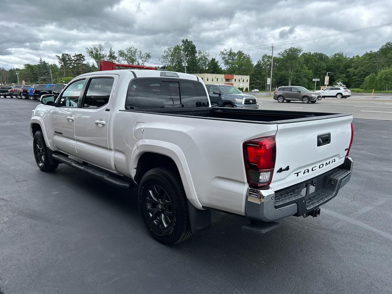 Toyota Tacoma 4WD SR5 Double Cab 6' Bed V6 AT (Natl) 2020
