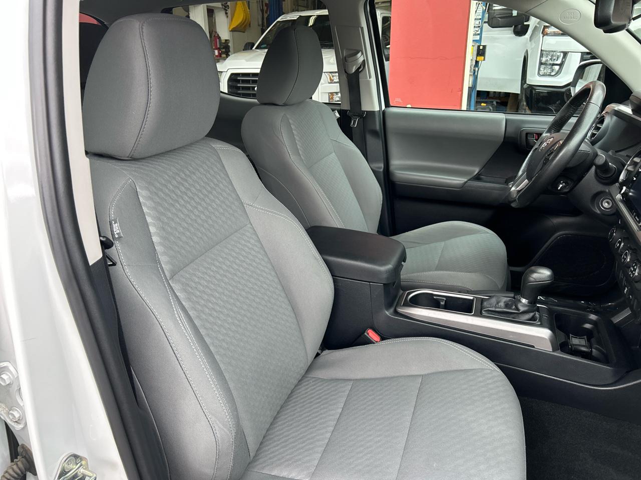 Toyota Tacoma 4WD SR5 Double Cab 6' Bed V6 AT (Natl) 2020