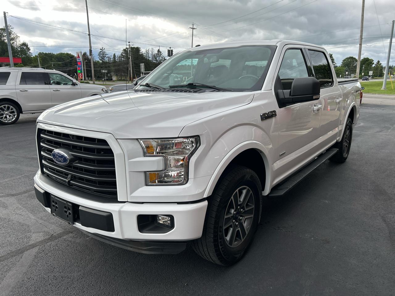 Ford F-150 4WD SuperCrew 145" XLT 2016