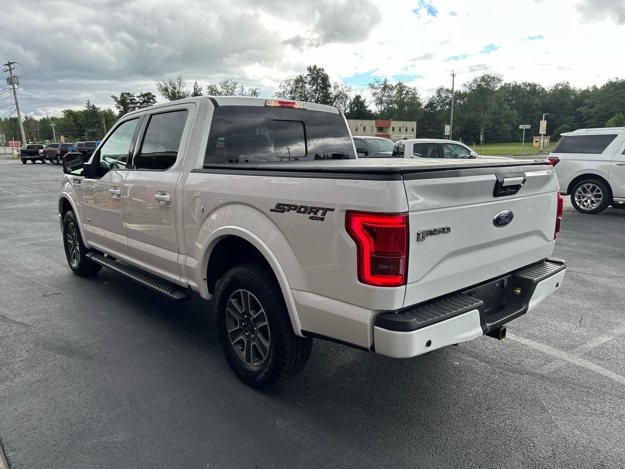Ford F-150 4WD SuperCrew 145" XLT 2016
