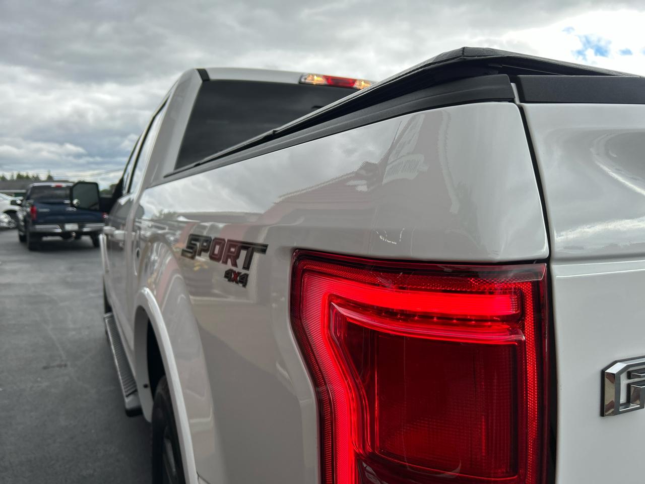 Ford F-150 4WD SuperCrew 145" XLT 2016
