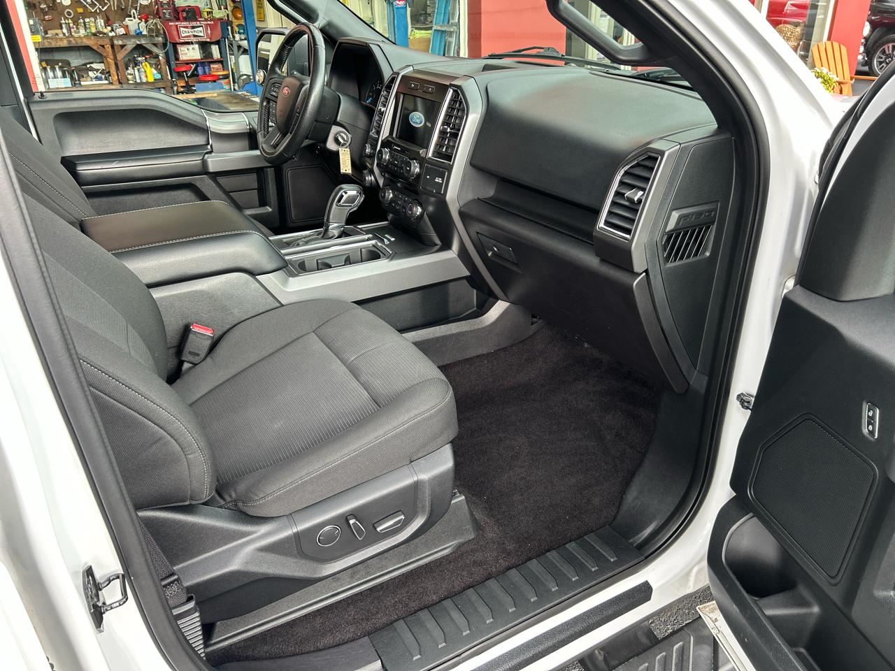 Ford F-150 4WD SuperCrew 145" XLT 2016