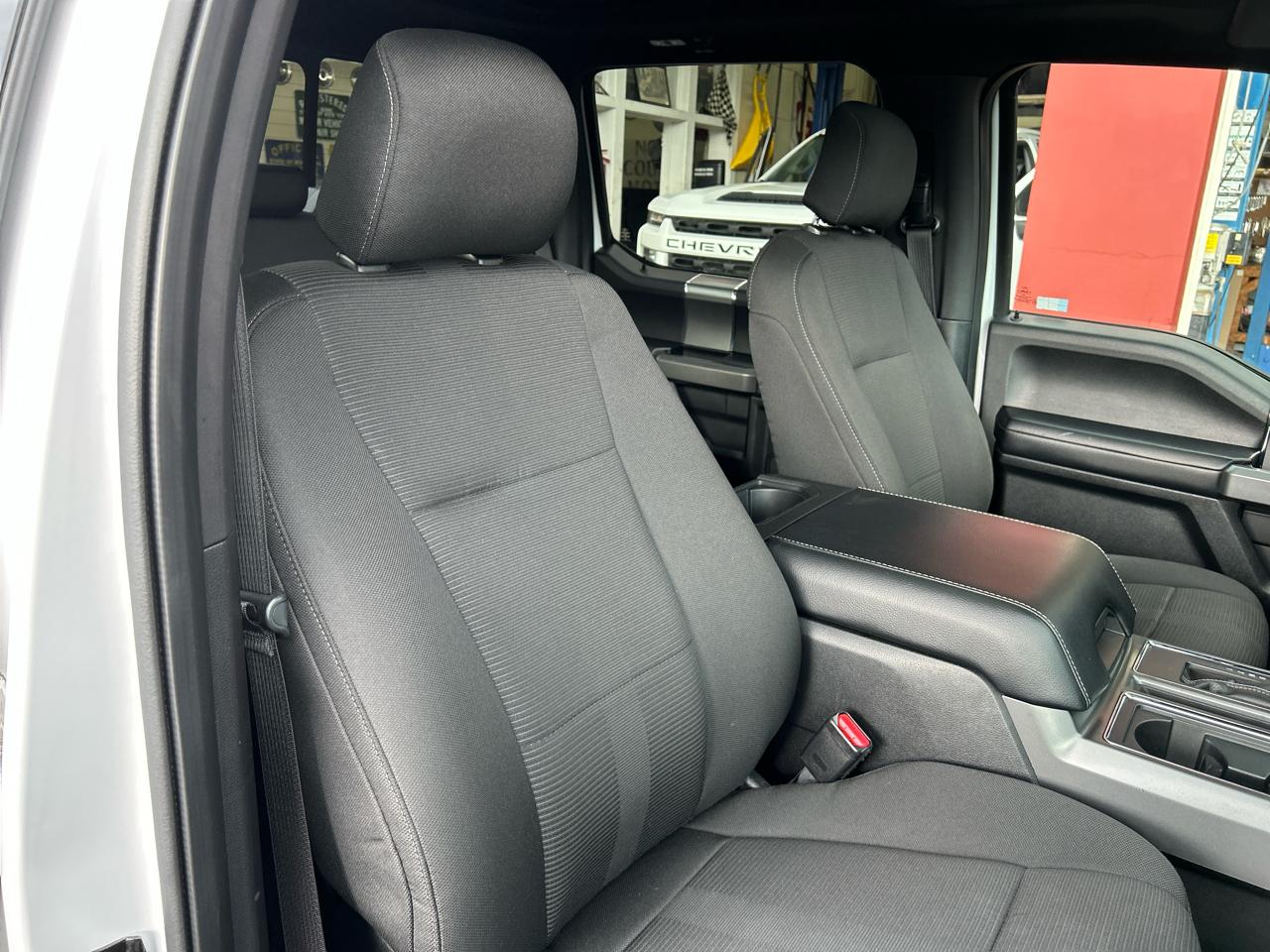 Ford F-150 4WD SuperCrew 145" XLT 2016