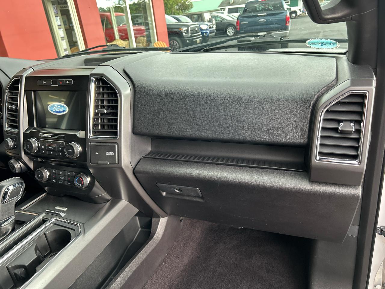 Ford F-150 4WD SuperCrew 145" XLT 2016