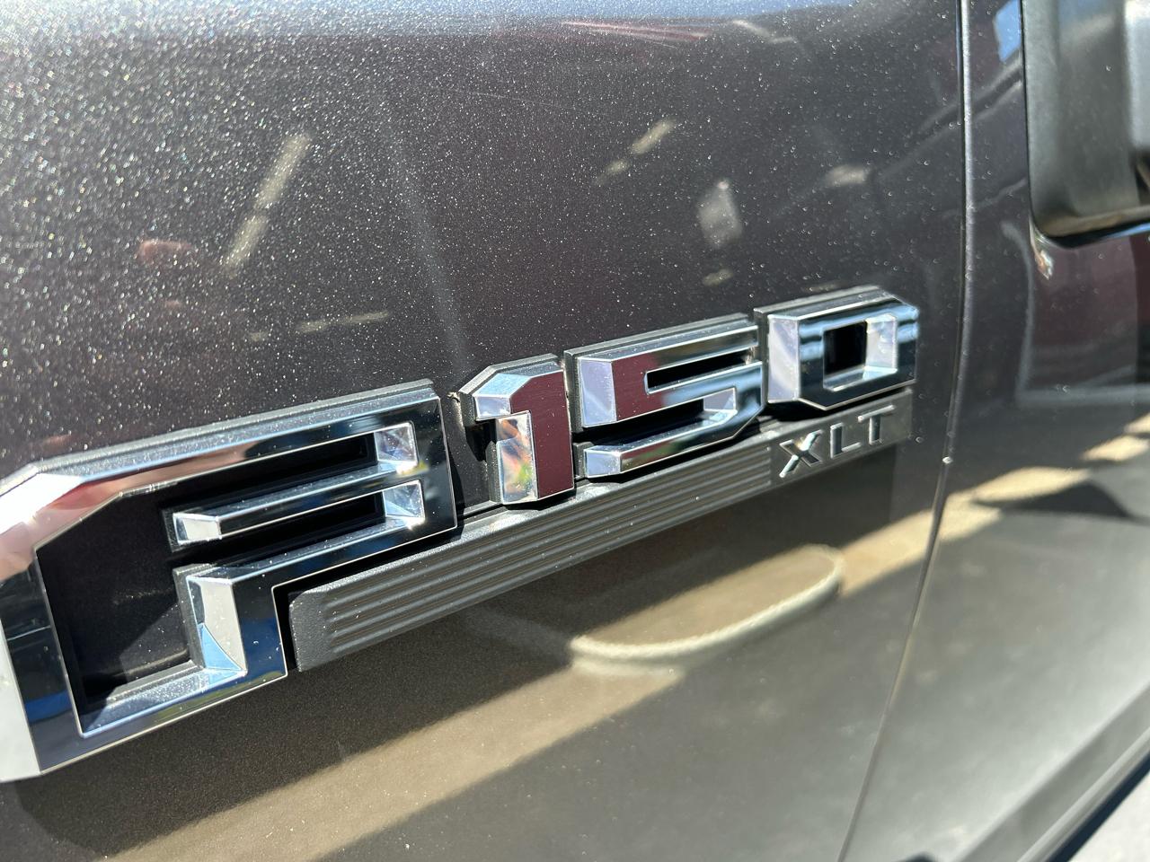 Ford F-150 4WD SuperCrew 150" XLT 2017