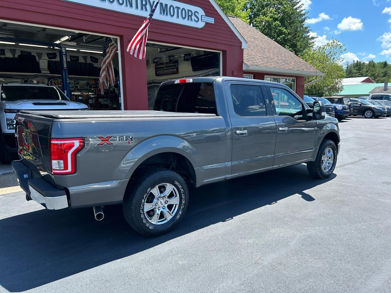 Ford F-150 4WD SuperCrew 150" XLT 2017