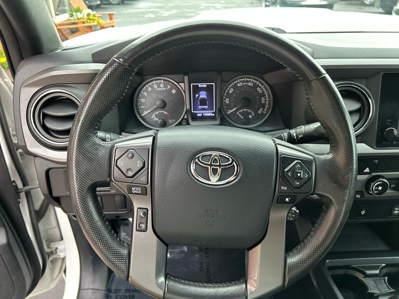 Toyota Tacoma 4WD Access Cab V6 AT TRD Sport (Natl) 2017