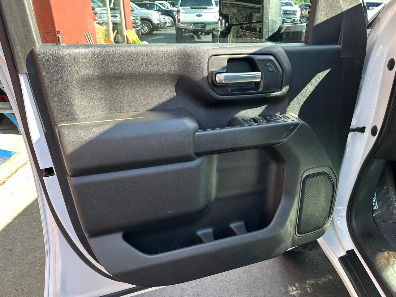 Chevrolet Silverado 2500HD 4WD Crew Cab 159" Custom 2020