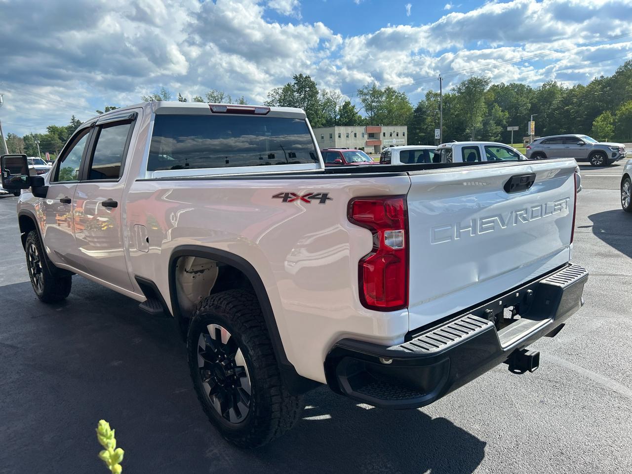 Chevrolet Silverado 2500HD 4WD Crew Cab 159" Custom 2020